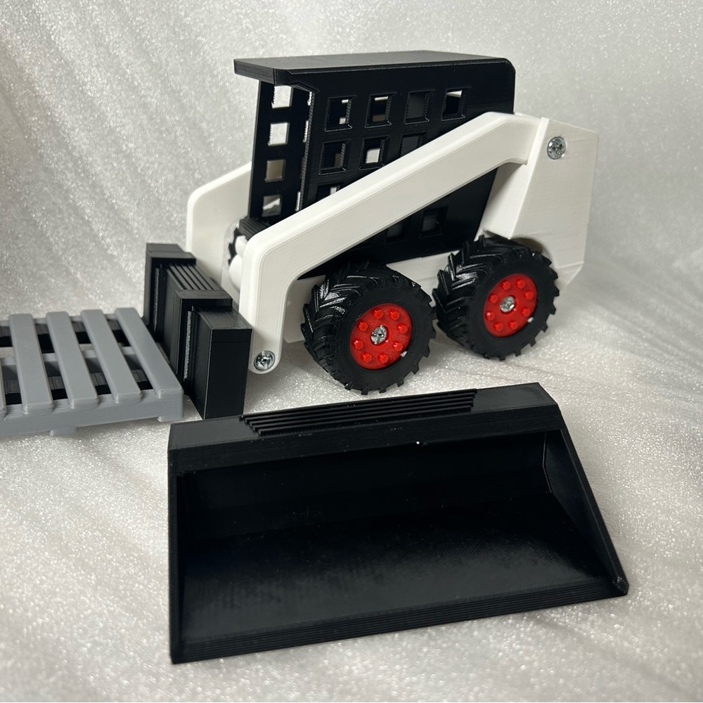 3D printed construction skidsteer for kids